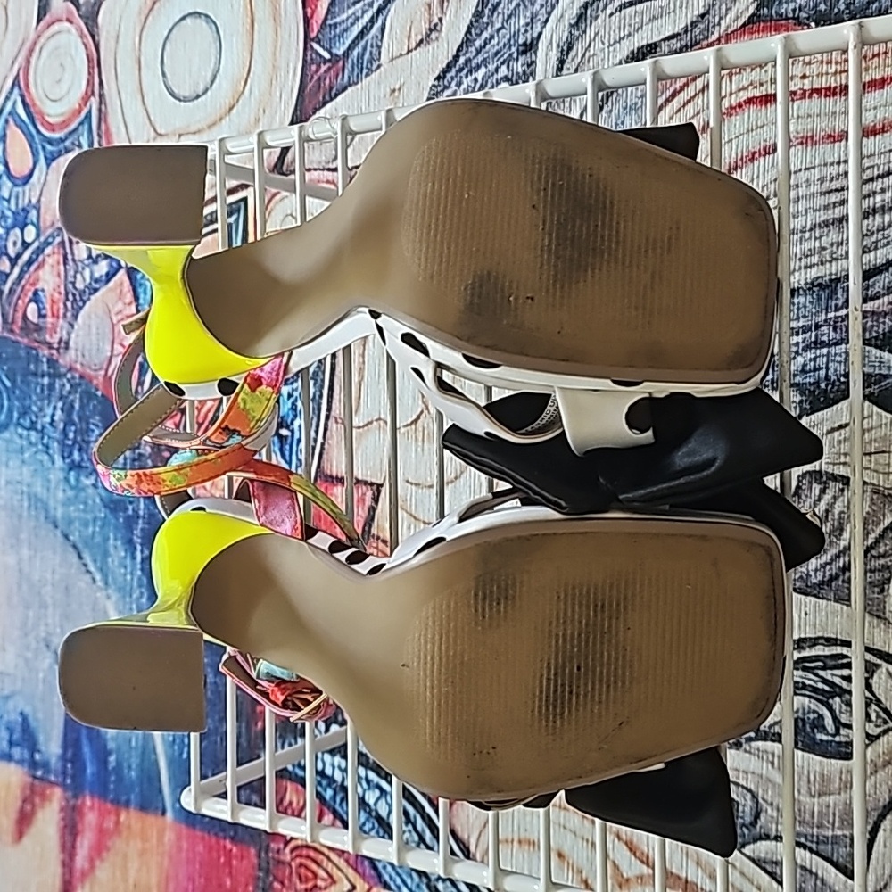 Multi print Betsy Johnson heels - Picture 5 of 8